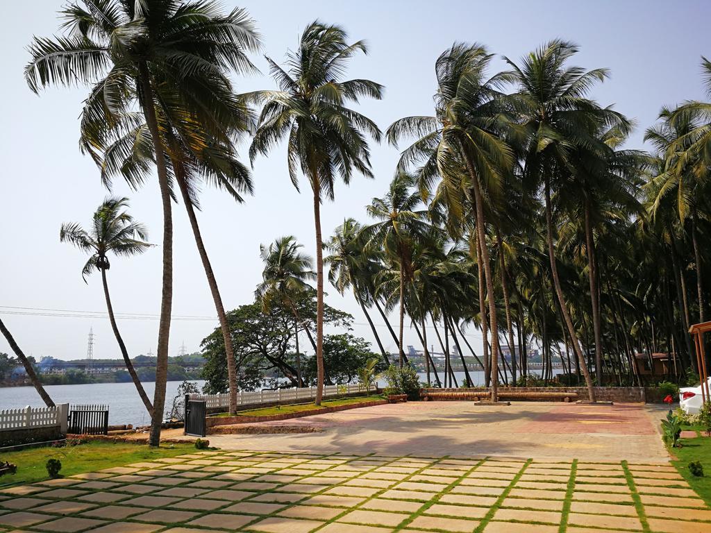 Nisarga Nirvana River House Mangalore Exterior photo