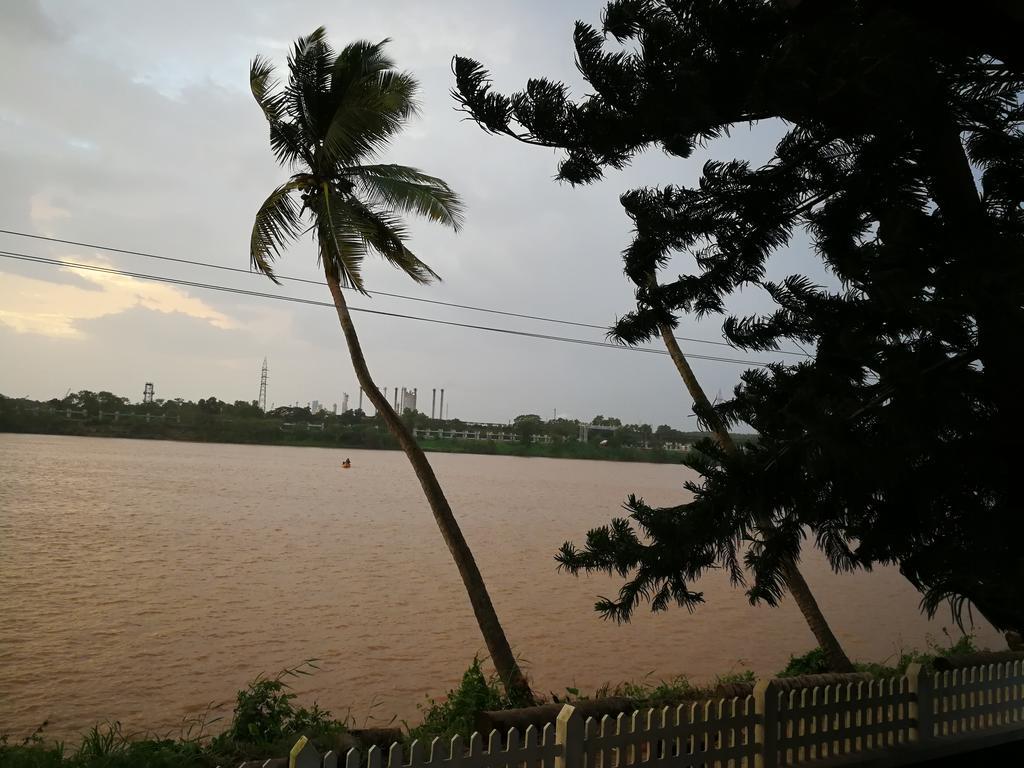 Nisarga Nirvana River House Mangalore Exterior photo